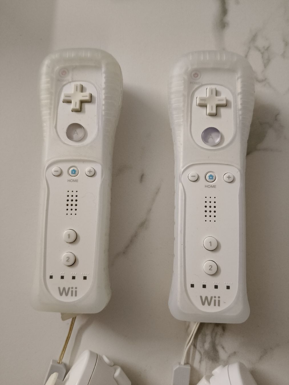 Nintendo Controller: Nintendo Wii Remote Controller Set Guter gebrauchter Zustand – Gebraucht aus Oensingen von ece_8k7q 1