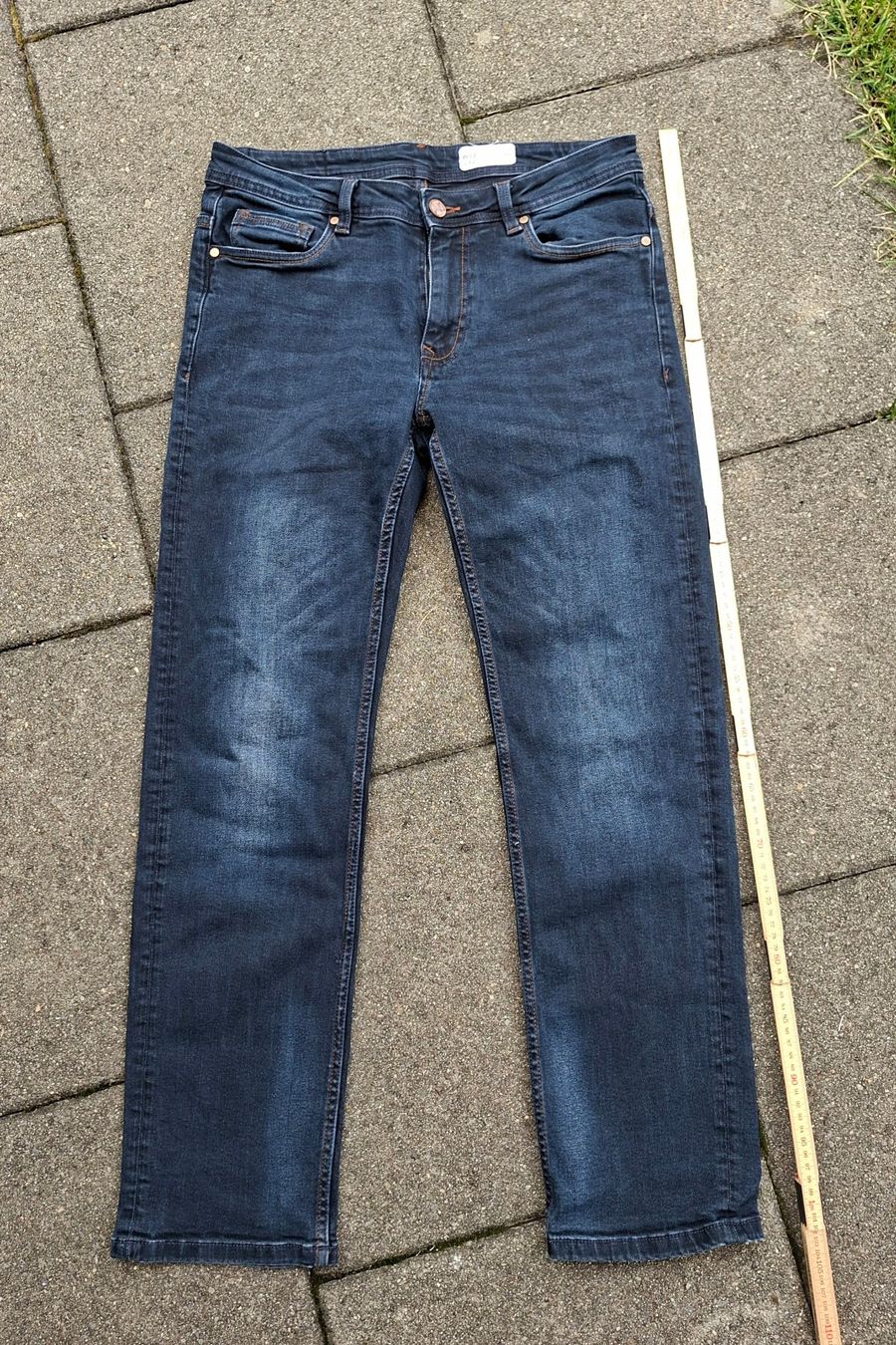 Jeans: Jeans dunkelblau W32 32 – Usato da Küssnacht am Rigi venduto da AutoVilla