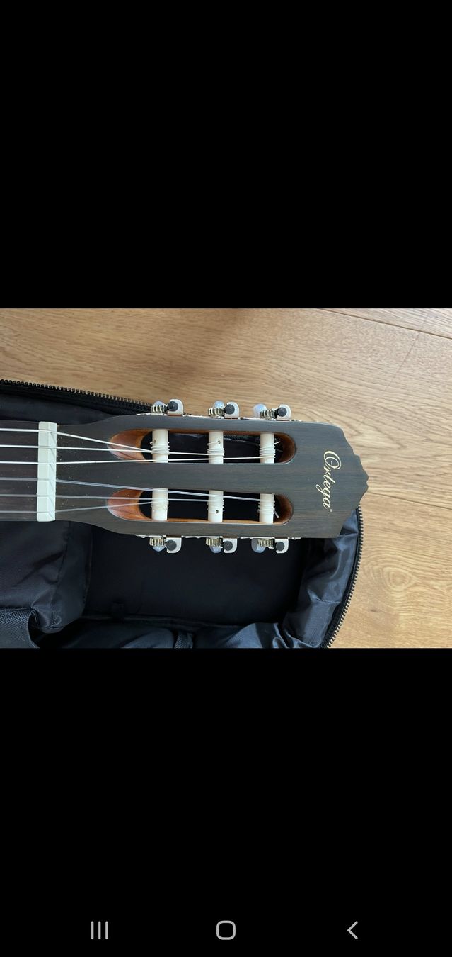 Strumenti musicali: Gitarre "Ortega" – Nuovo (secondo la descrizione) da Allenwinden venduto da Kilian037 1