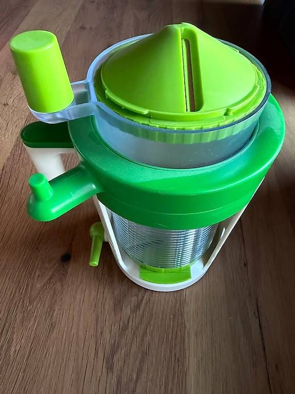Elettrodomestici da cucina: Betty Bossi Spiralschneider – Usato da Hägglingen venduto da KarinK
