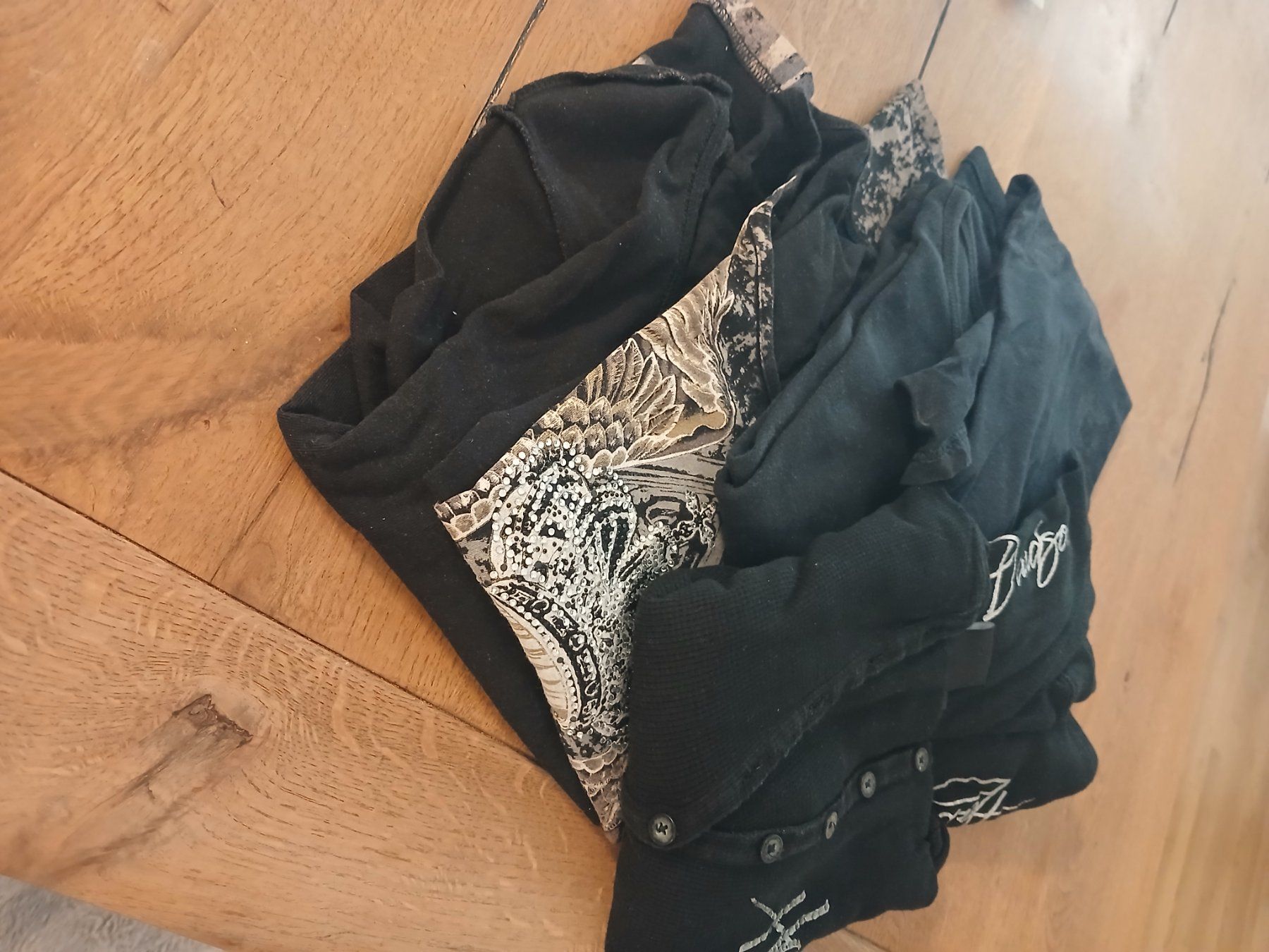 Lotti di vestiti: 4 HD Shirts 4xlangarm 1xkurzarm von eagle riders – Usato da Zufikon venduto da Absolut64