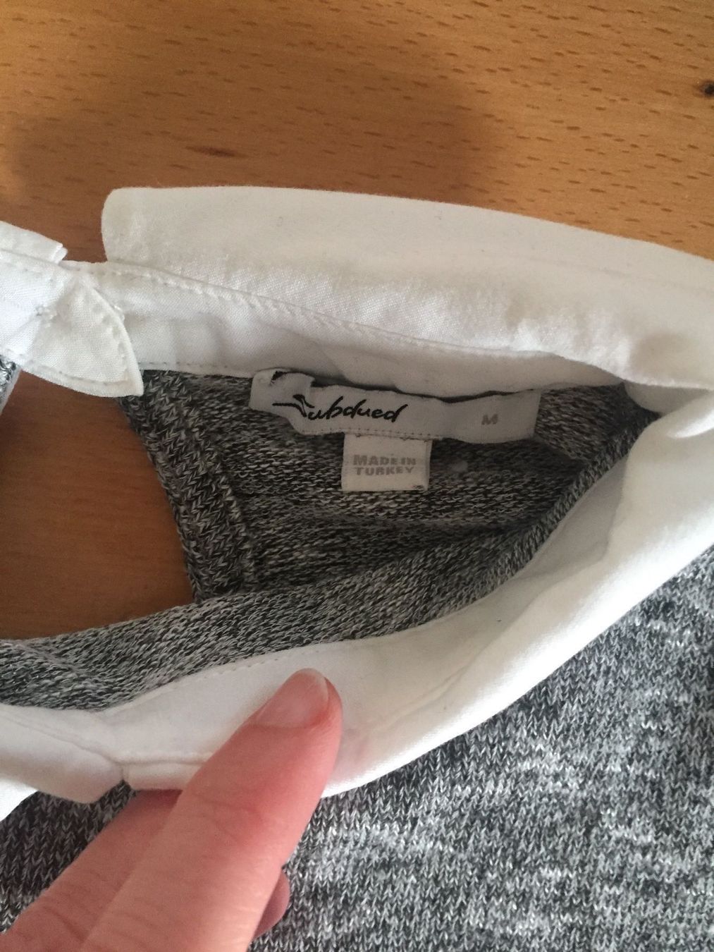 Tops: Top avec col SUBDUED – Gebraucht aus Küssnacht am Rigi von FFKA 1