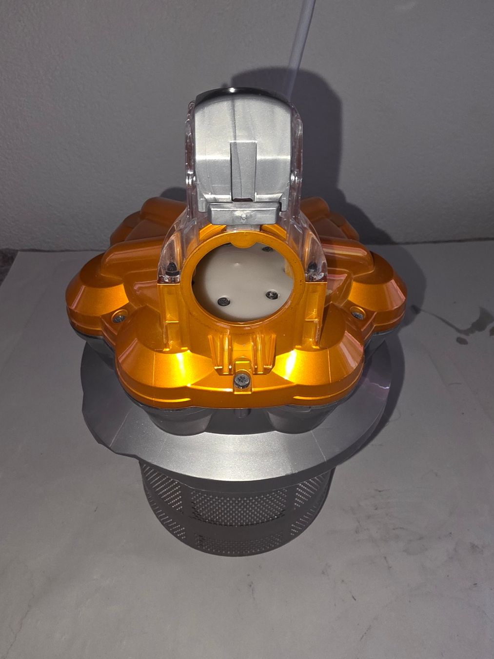 Dyson Aspirapolveri & Accessori: Dyson DC19 Zyklon Staubsauger Ball Ersatzteil – Usato da Stein SG venduto da nxr_vzv9 4