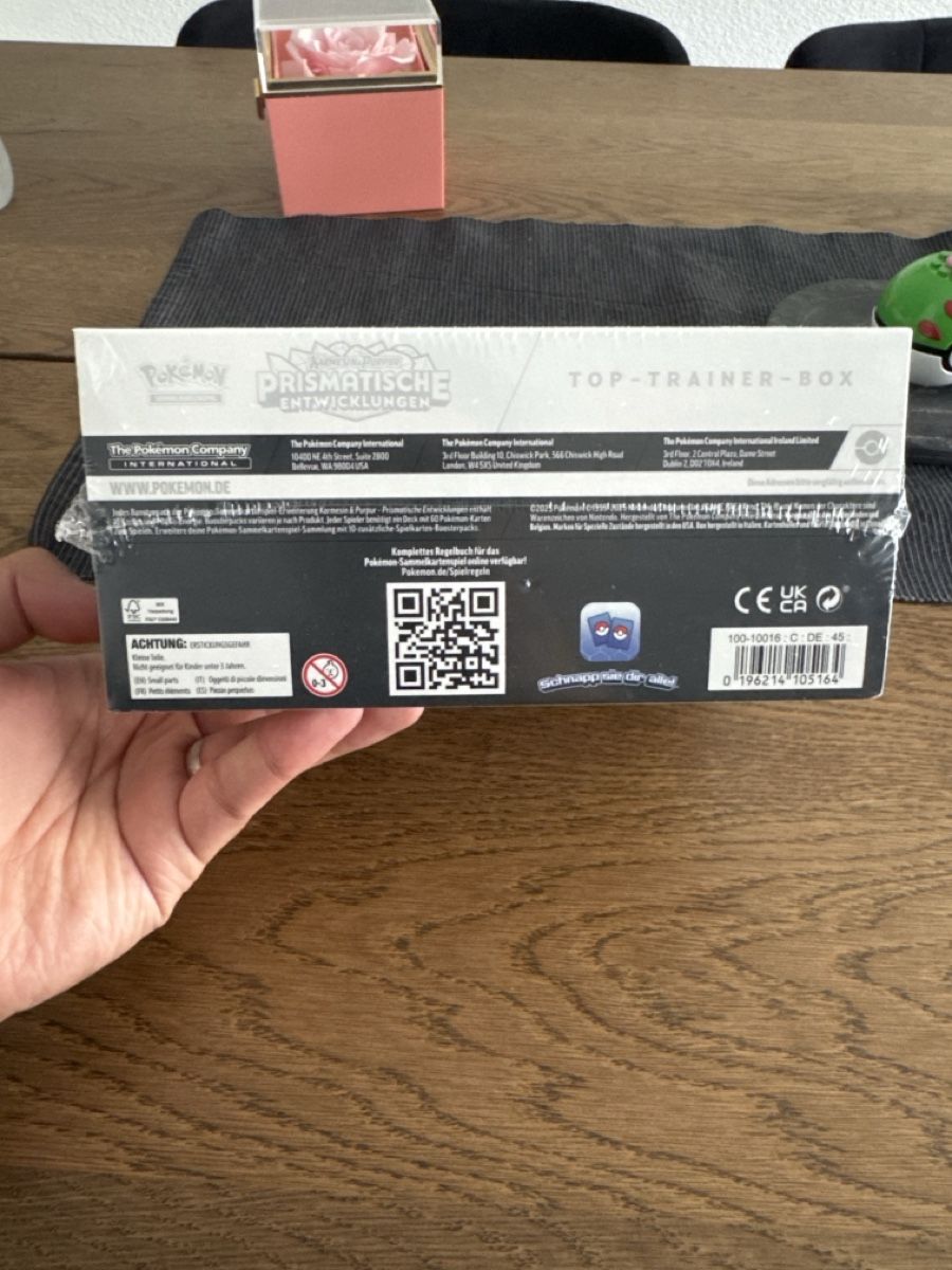 Pokémon Sammelbilder & Trading cards: Prismatische Entwicklung Top Trainer Box – Neu und originalverpackt aus Schlieren von kid_y88v 3