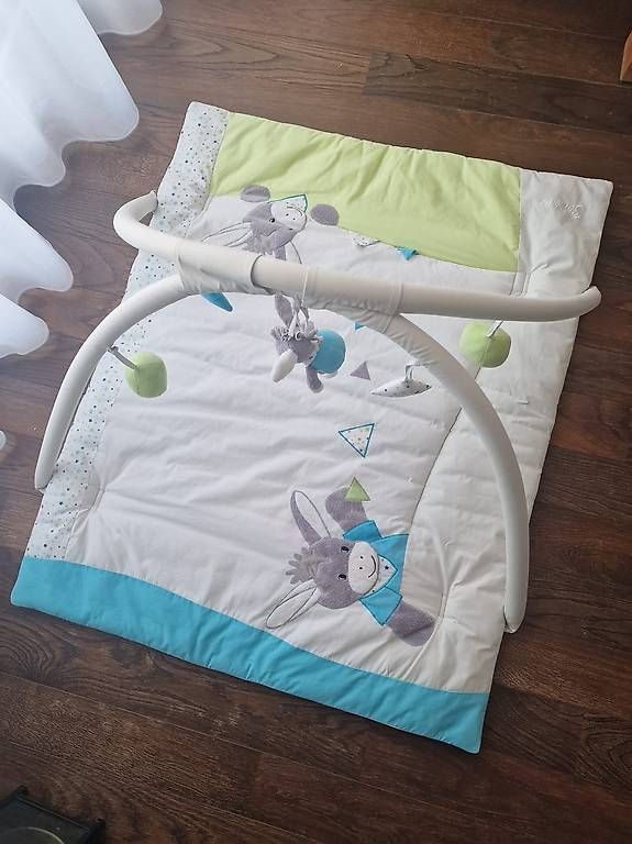 Spielmatte: Babyspielbogen – Gebraucht aus Domat/Ems von jas_p978