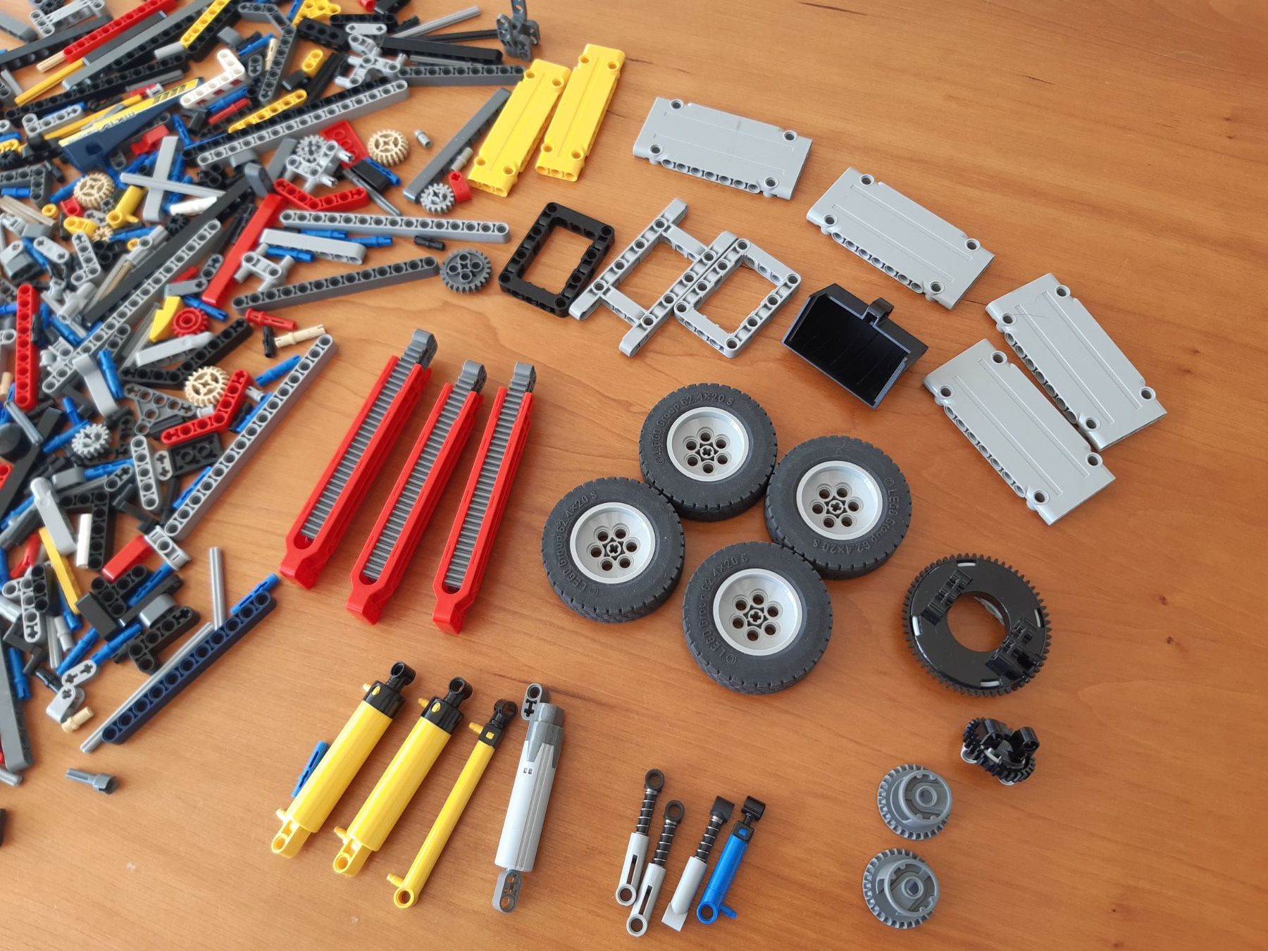 Lego Giocattoli: Lego Technic Teile – Usato da Luzern venduto da machinatio 1