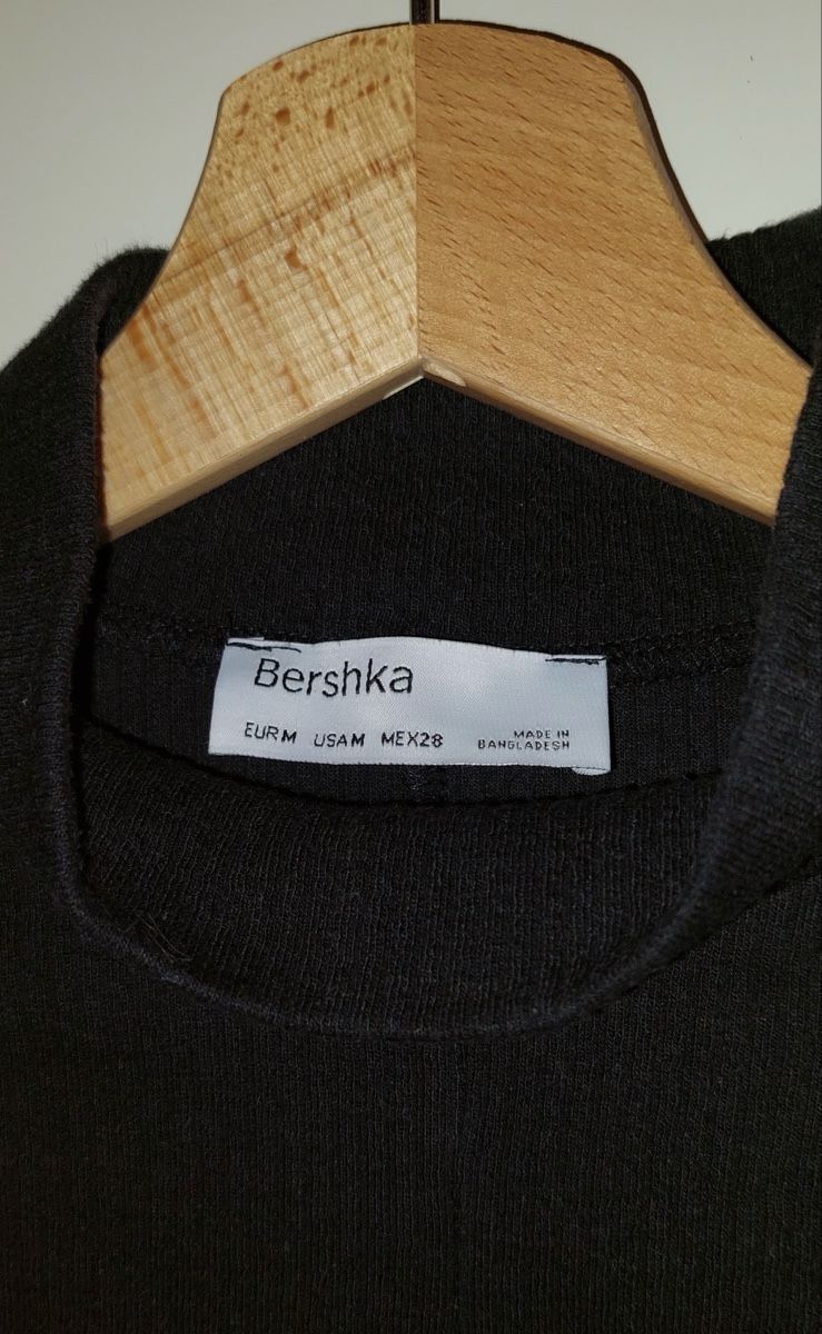 Bershka Maglioni & Felpe: Pull moulant noir M – Usato da Épalinges venduto da lola_vp_99 1