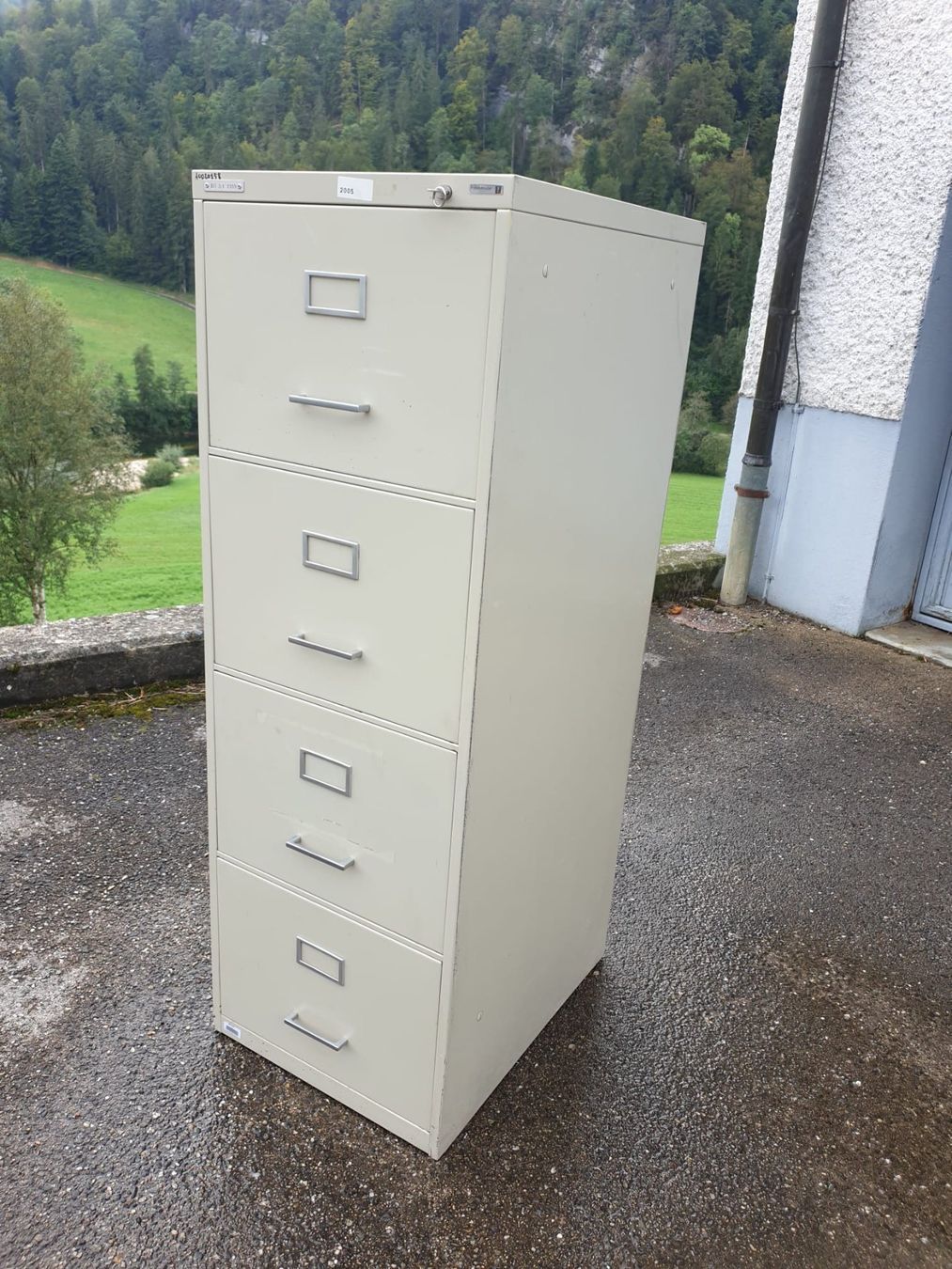 Armadi: Armoire métallique à tiroirs – Usato da Soubey venduto da Phae 1