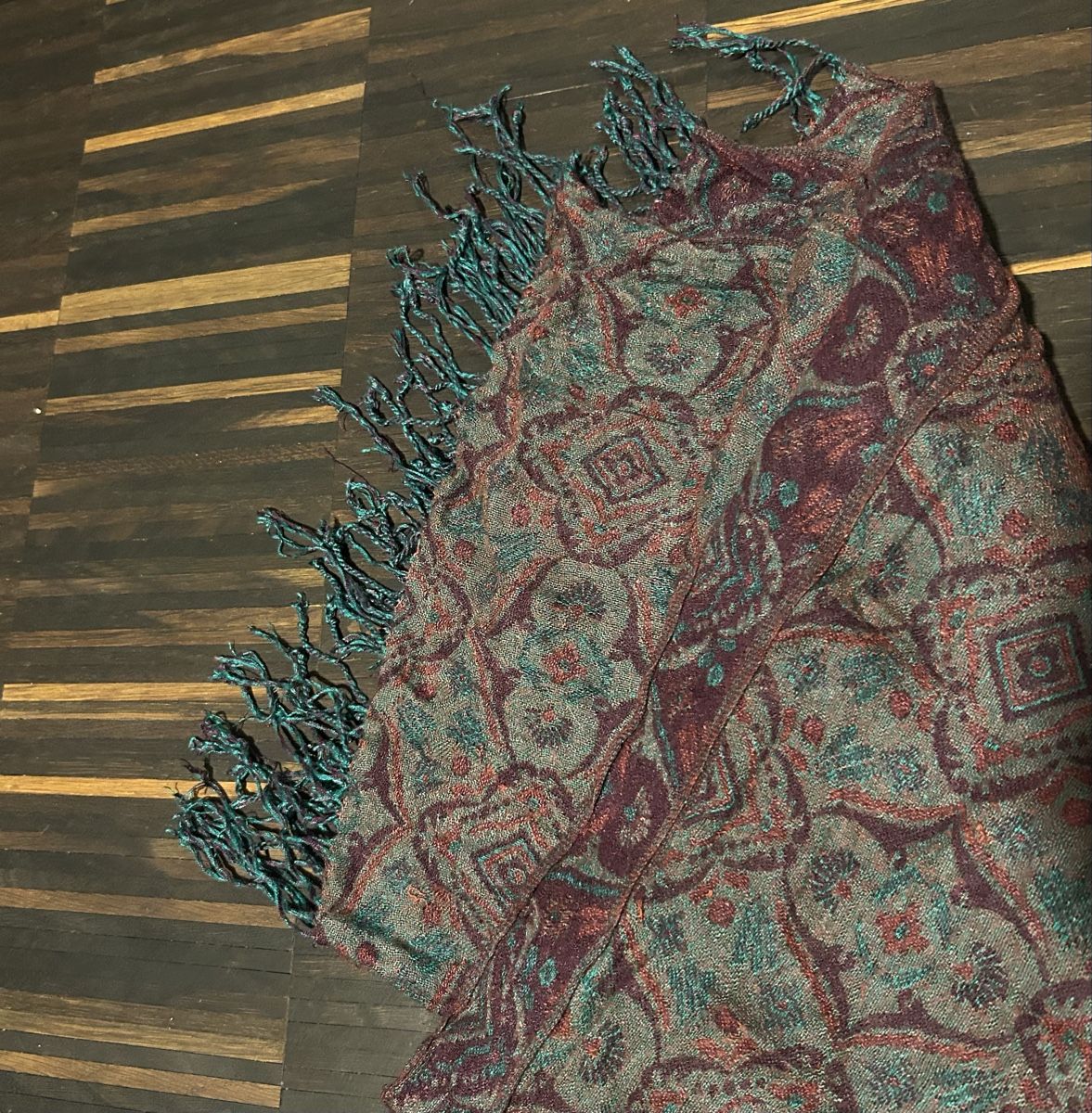 Foulard & Sciarpe: Schal – Nuovo (secondo la descrizione) da Basel venduto da lenarrari