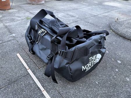 The North Face Base Camp Duffel S (50 L)  neuwertig