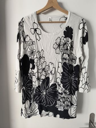 Damen Pullover Blumenmuster Gr. 40