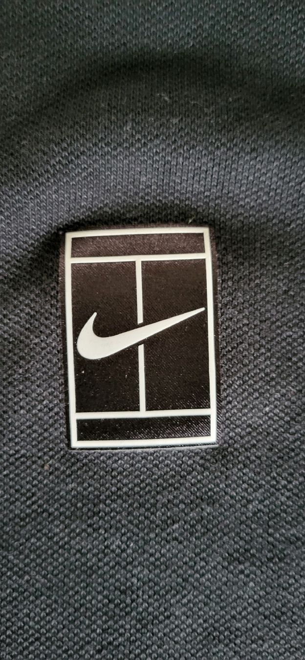 Nike Maglioni & Felpe: Nike Tennis Sweater schwarz L – Usato da Unterseen venduto da rej_lnk9 5