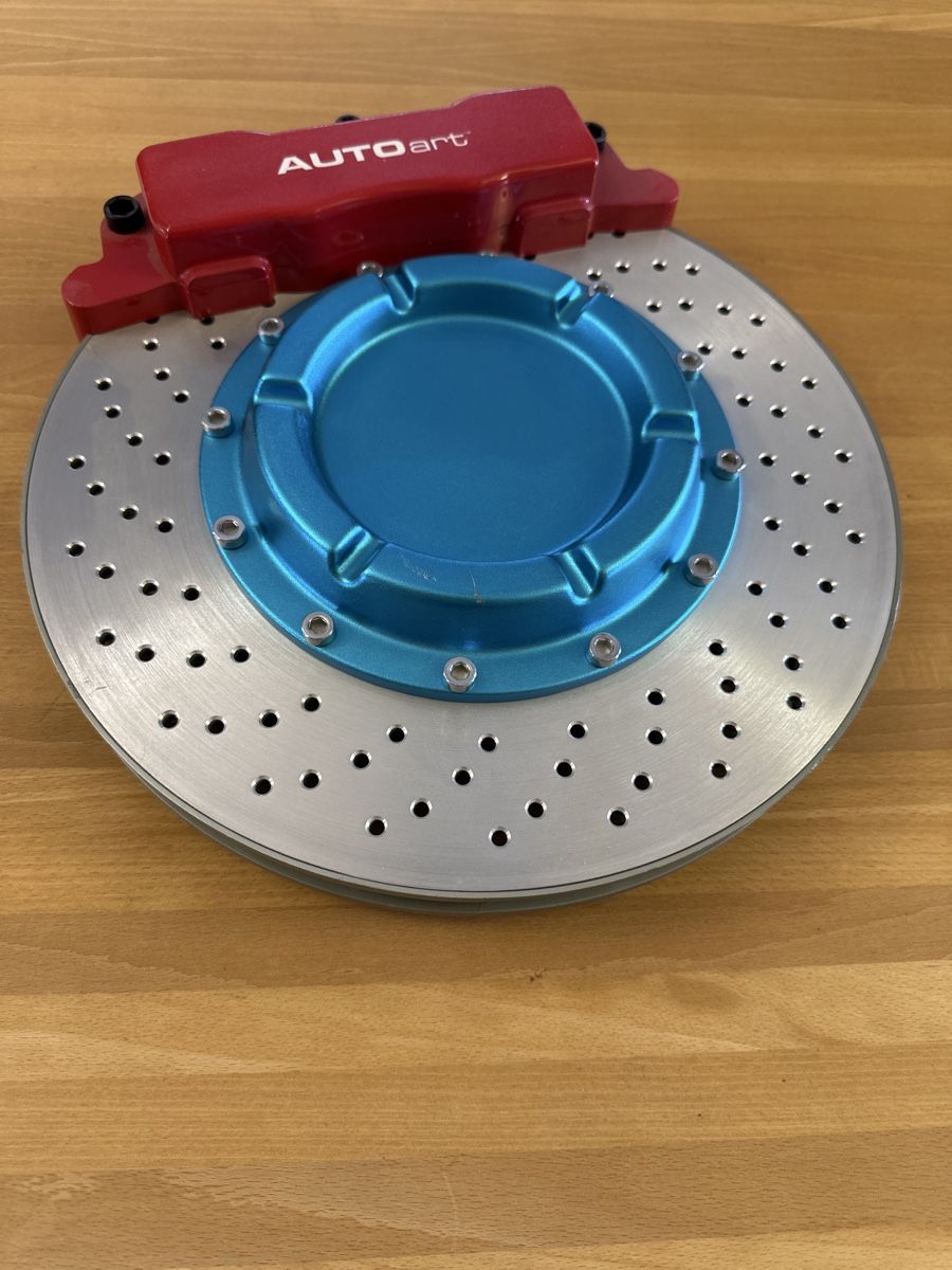 Autoart Modellini d'auto: Aschenbecher AutoArt Bremscheibe Modelauto – Nuovo (secondo la descrizione) da Galmiz venduto da Marcrs77 1