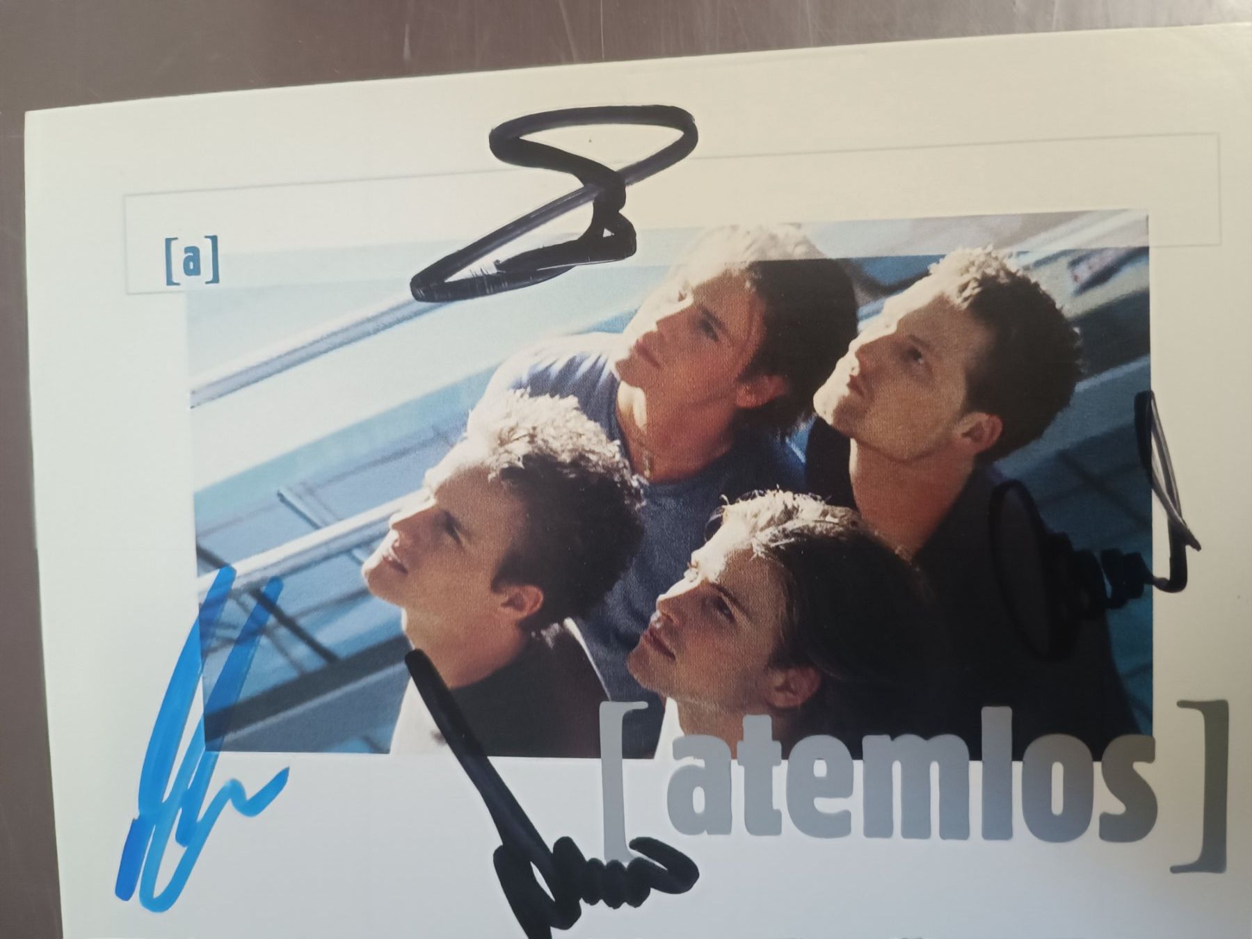 Autogramme: Atemlos  -  signierte Autogrammkarte – Gebraucht aus Menziken von Artographs