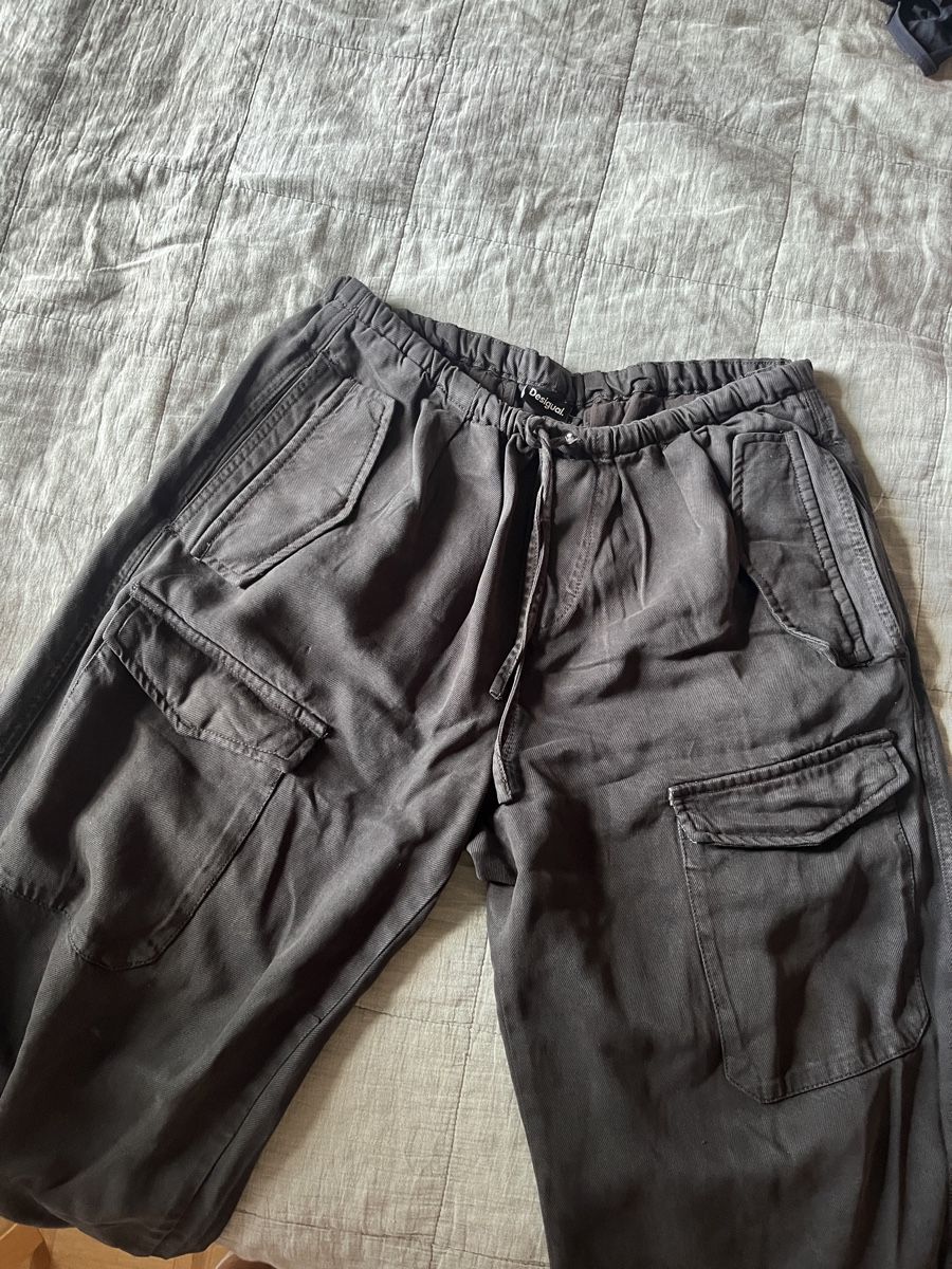 Desigual Pantaloni: Desigual Baggy Pants – Usato da Fribourg venduto da ncv_h2lr 1