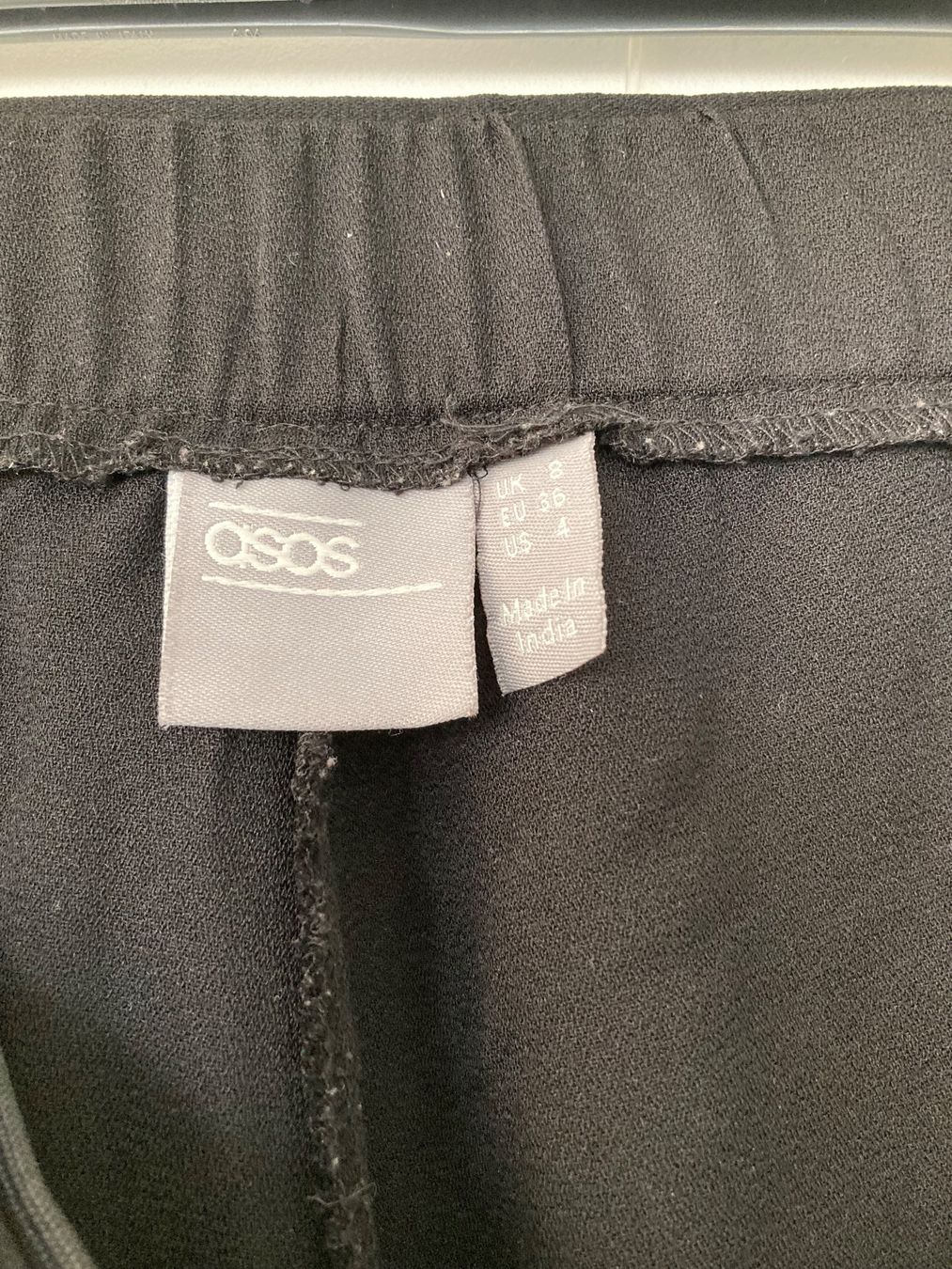 Asos Pantaloni: ASOS schwarze Umstandshose Gr. 36 – Usato da Stäfa venduto da elog 1