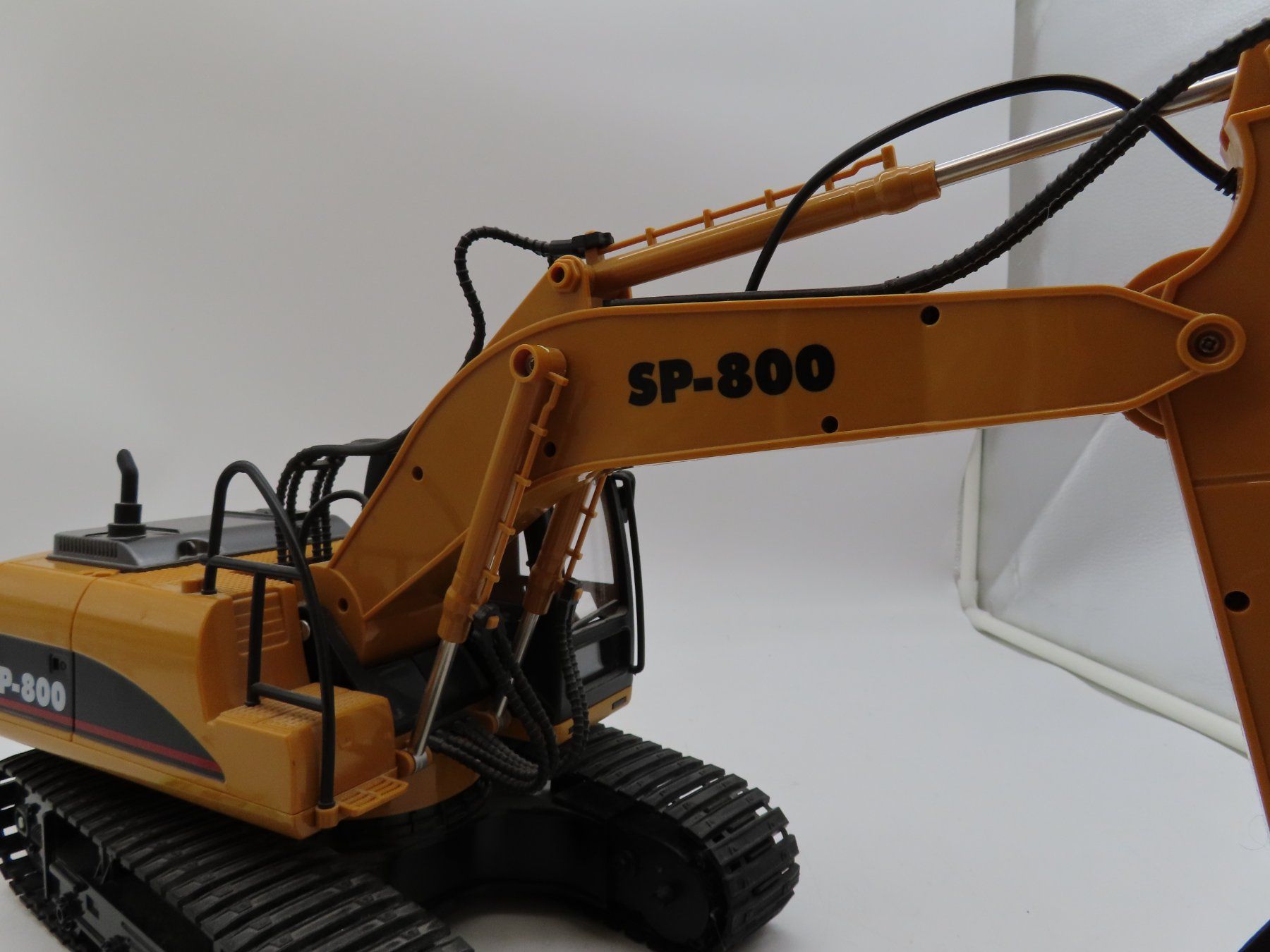 Giocattoli: Spielzeug Bagger RC (ungetestet) – Usato da Reinach BL venduto da WBZ-Flohmarkt 1