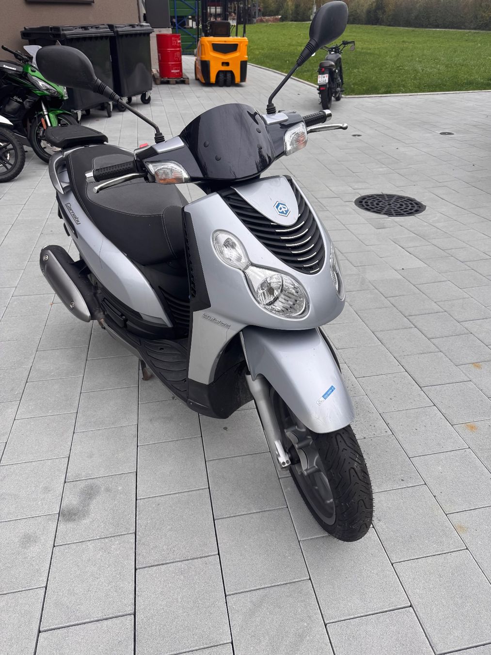 Piaggio Scooters: Piaggio Carnaby 200 – Gebraucht aus Giswil von auer-power-gmbh 1