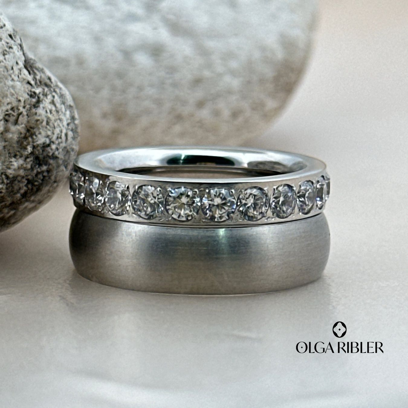 Olga Ribler Anelli: Edelstahl Set aus 2 Ringen Grösse 56 – Nuovo (secondo la descrizione) da Luzern venduto da byolgaribleroutlet 4