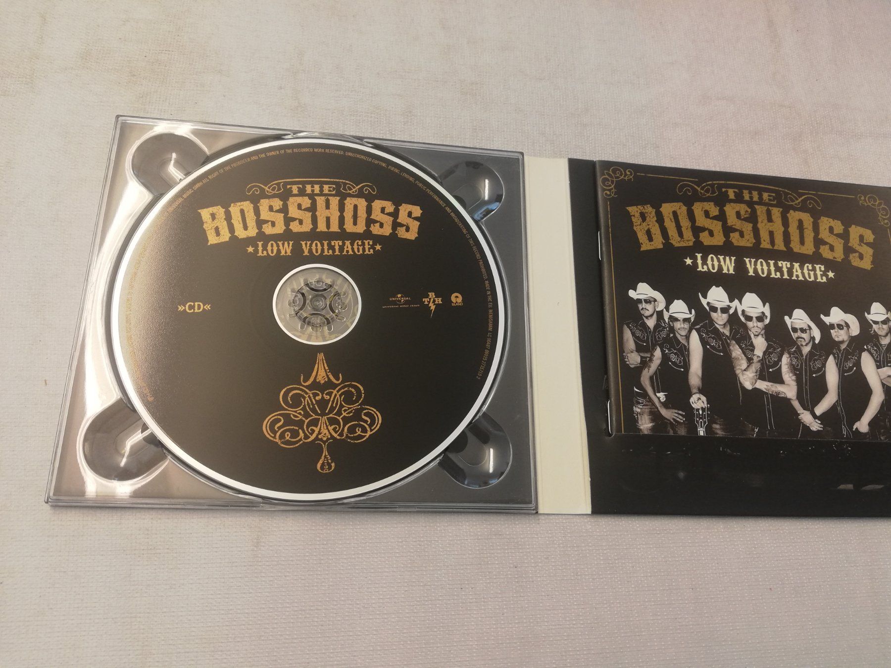 CDs: THE BOSSHOSS - LOW VOLTAGE – Gebraucht aus Bern von Vinylsound.ch 2