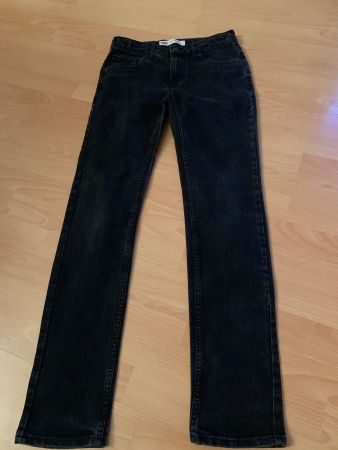 Joli jeans noir Levis 510  skinny 16 ans ou 38