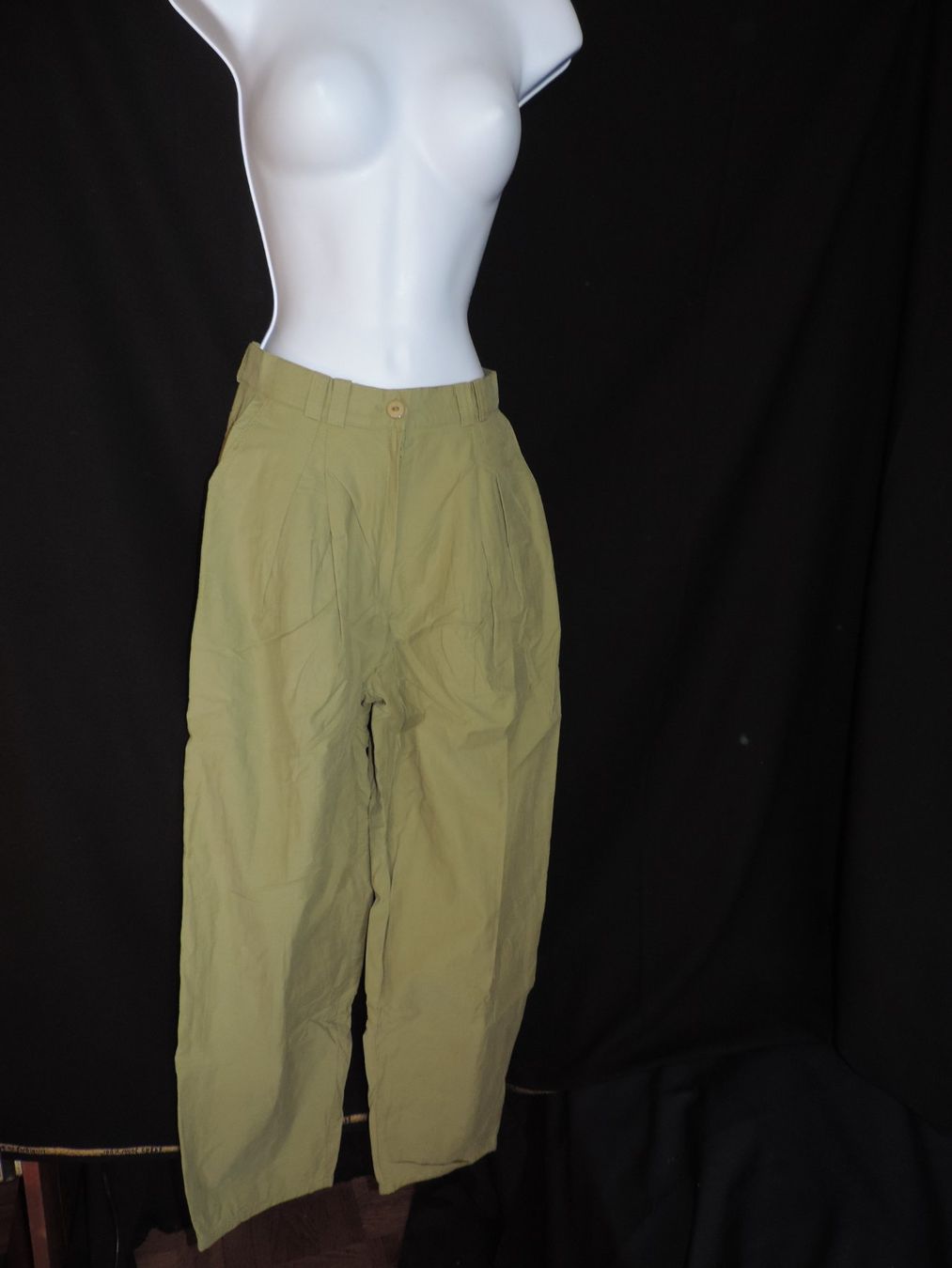 Hosen: pantalon vert kaki – Gebraucht aus Genève von Axelle333 5