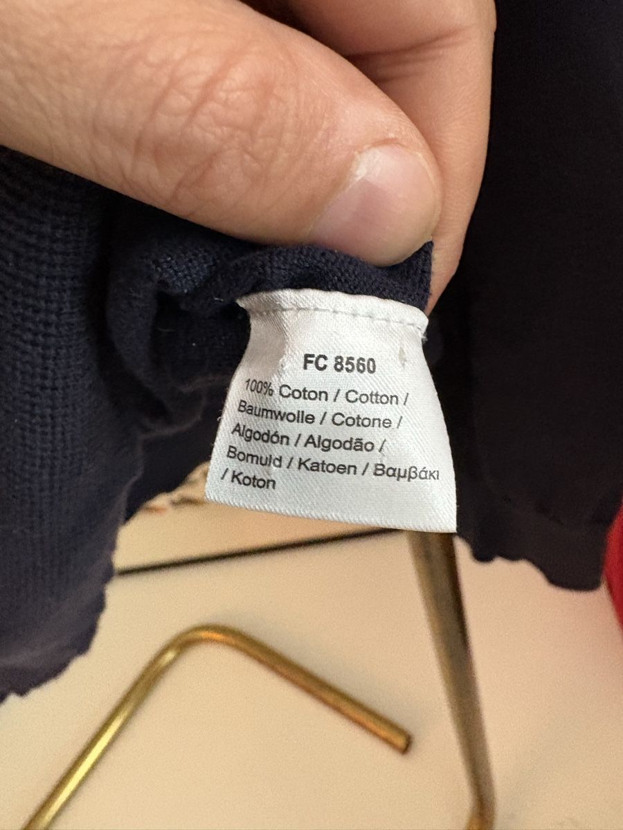 Lacoste Maglioni & Felpe: Pull col V Lacoste bleu marine 100% Coton Taille 42 – Usato da Neuchâtel venduto da sharposneaks 3