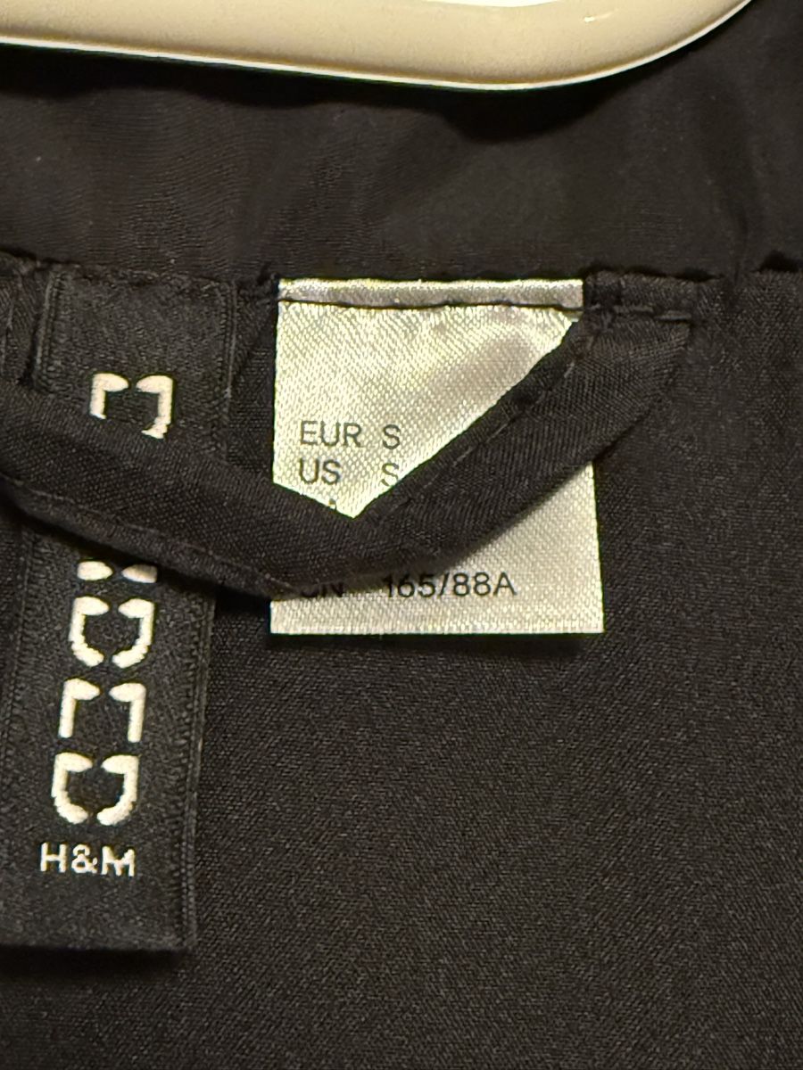 H&M Gilet & Giacche: Gilet schwarz – Usato da Gossau SG venduto da laura_dema 4