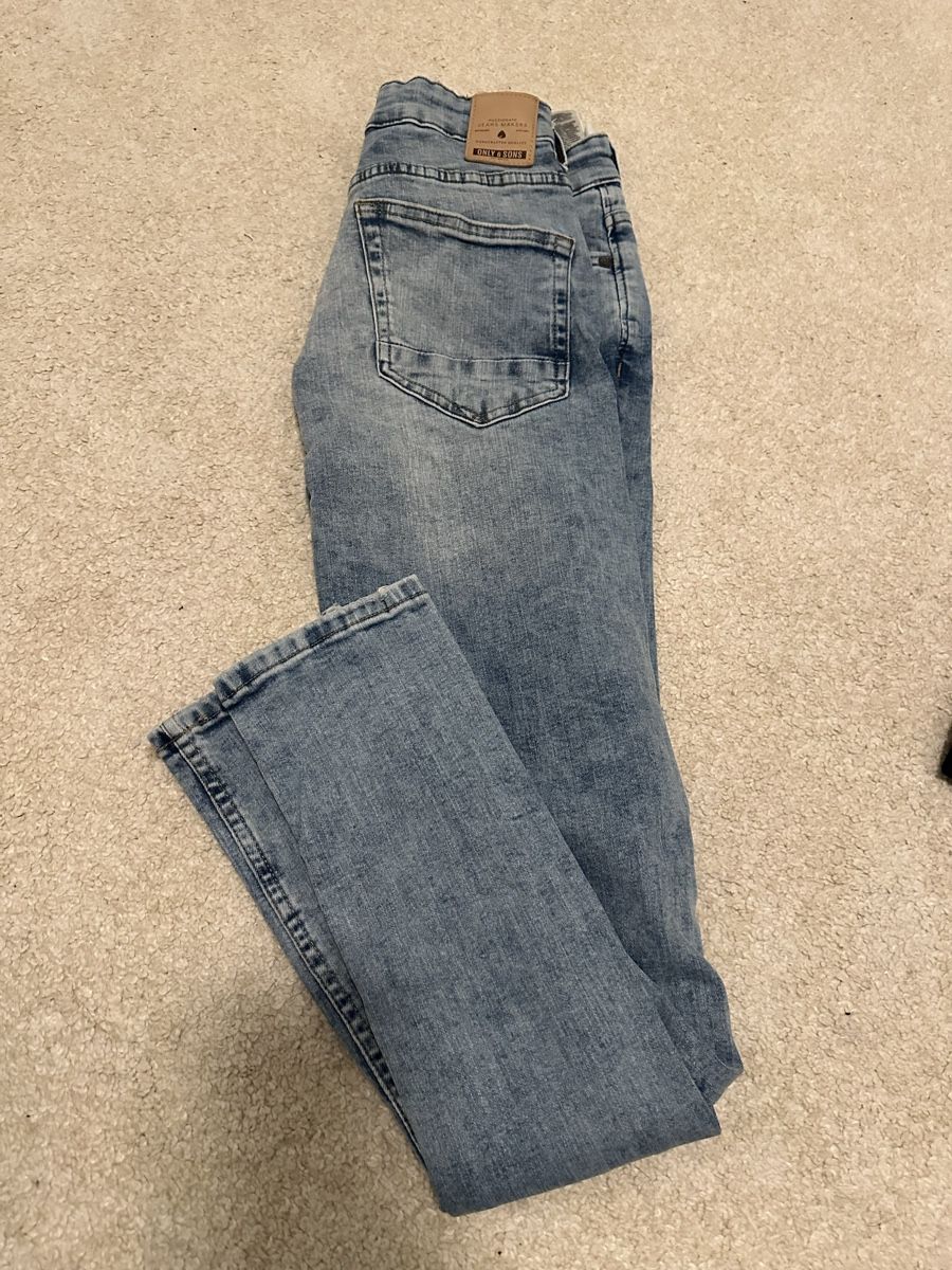 Only Jeans: Jeans Only & Sons | 28x30 | hellblau – Nuovo (secondo la descrizione) da Spreitenbach venduto da Sujrkwxl