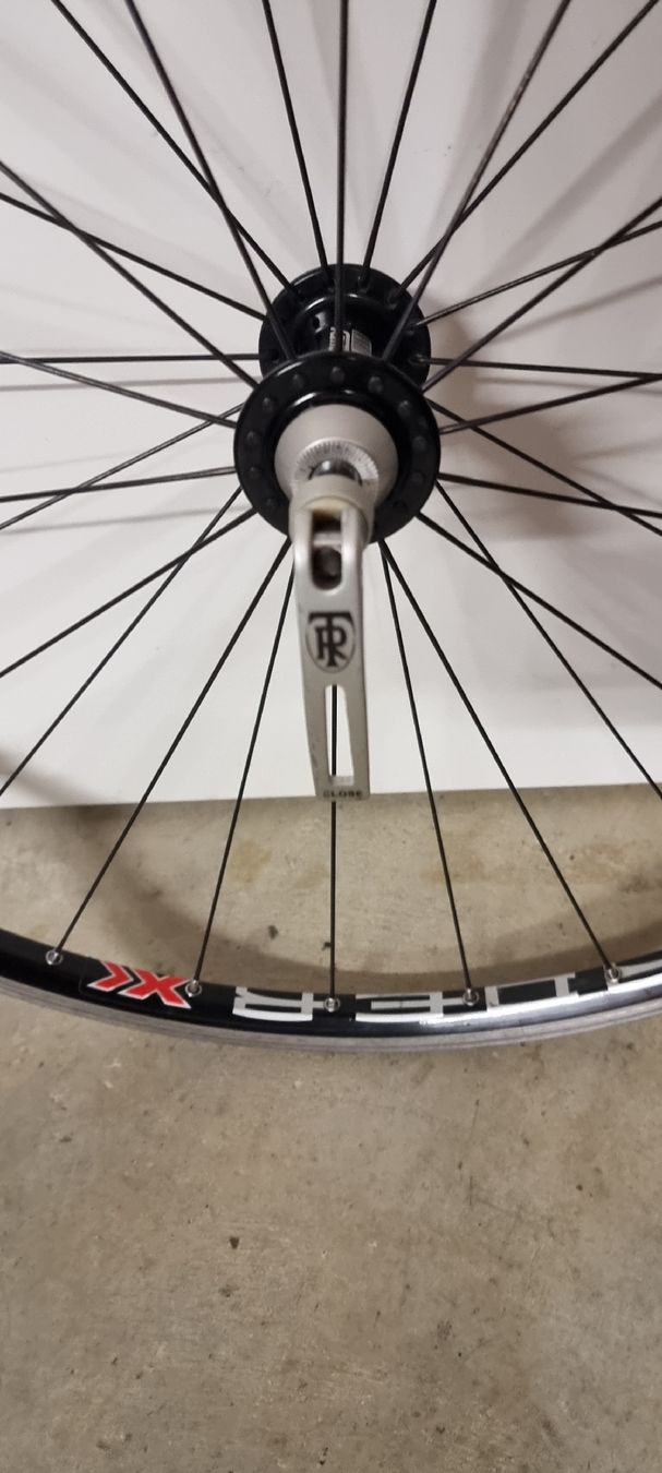 Ritchey Pezzi di ricambio: Ritchey WCS Vorderrad – Usato da Seon venduto da Stibinio 2