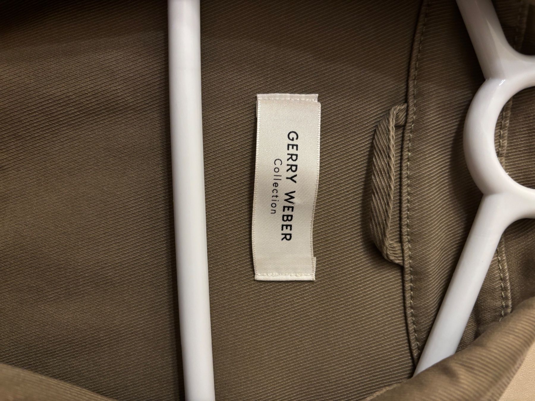 Giacche: Jeansjacke von Gerry Weber – Usato da Zürich venduto da Denise1743 1