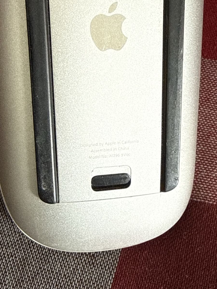 Apple Souris: Apple Magic Mouse A1296 Bluetooth Mouse Used – D'occasion à Zürich par sha_vw65 2