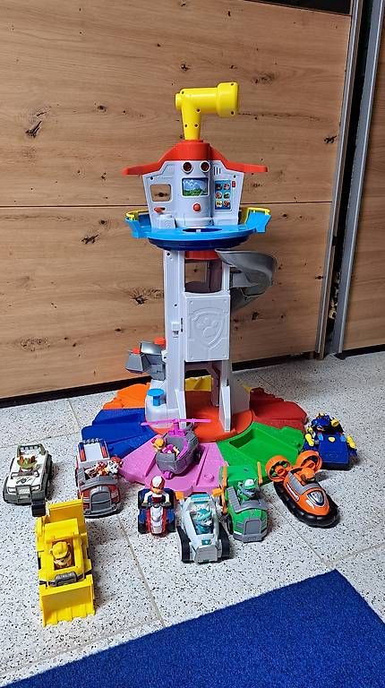 Giocattoli: Paw Patrol Lookout Tower – Usato da Hochdorf venduto da kurt_75