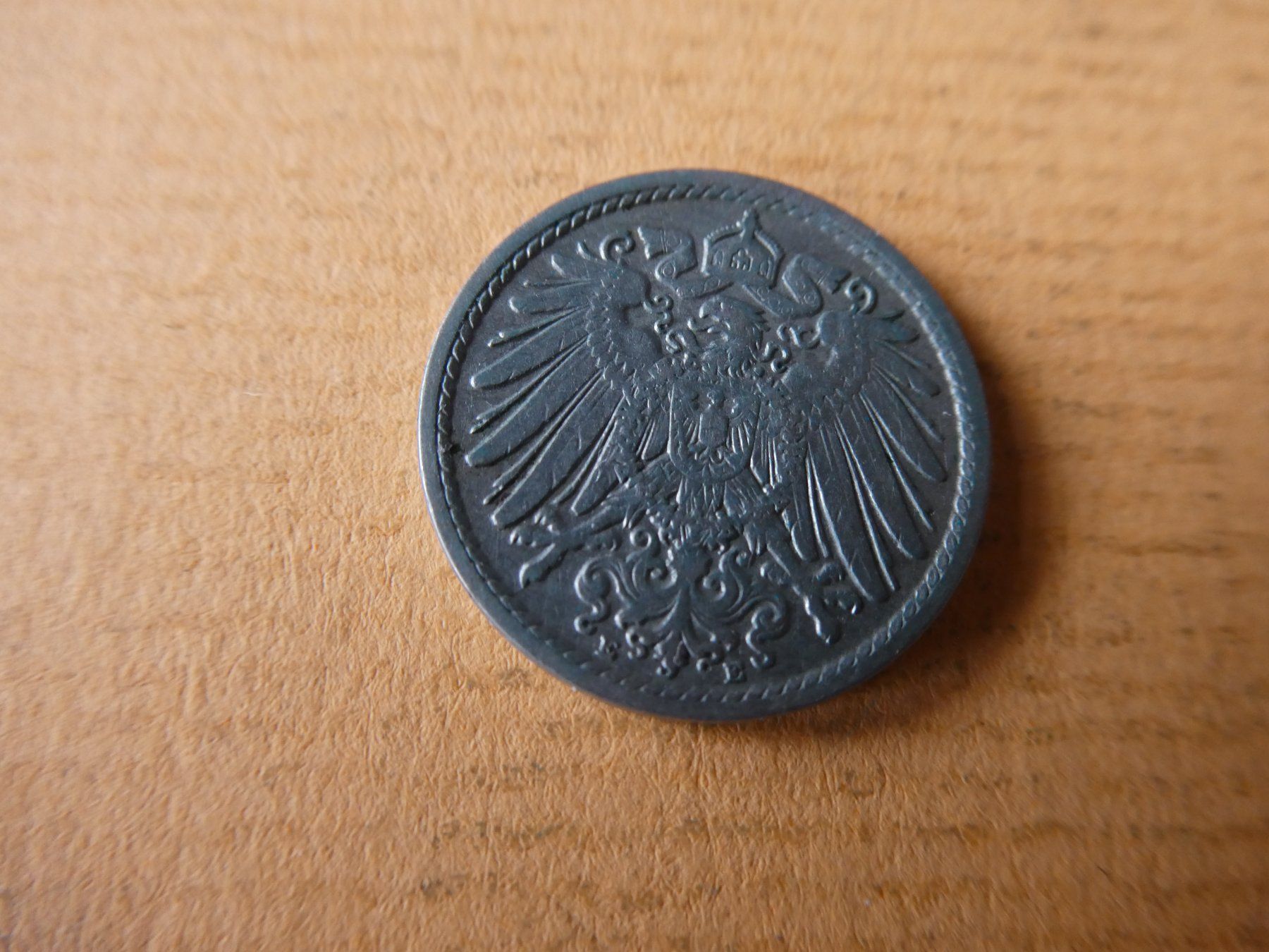 Alle Münzen: Dt. Reich 1910 E,  5 Pfennig – Gebraucht aus Hinterforst von Rohusri 1