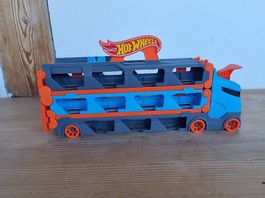 Hot Wheels Mega Transporter/ Mega Hauler