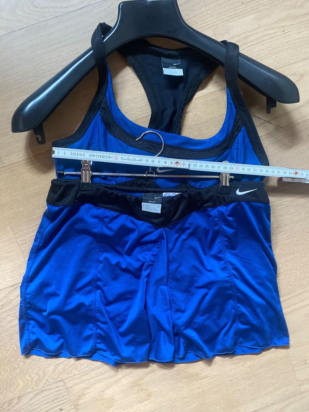 Kleiderpakete: Ensemble Nike – Gebraucht aus St-Légier-Chiésaz von phu_l9t9 5