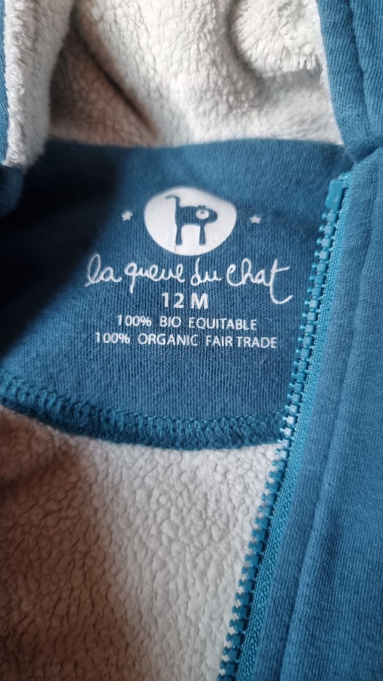 Ensembles coordonnés: Ensemble la queue du chat 12 mois  – D'occasion à Les Breuleux par Mily1991 1