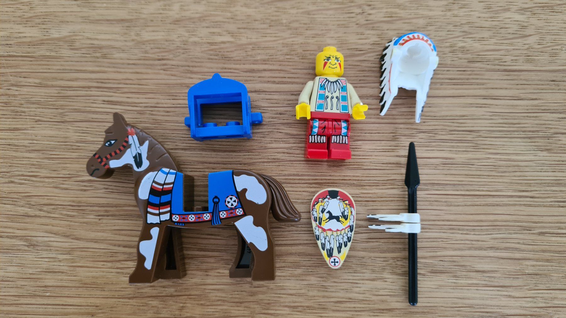 Lego Kit di costruzioni: Seltene Lego System Western - Indianer Häuptling Figur – Usato da Winterthur venduto da stufaphi 1