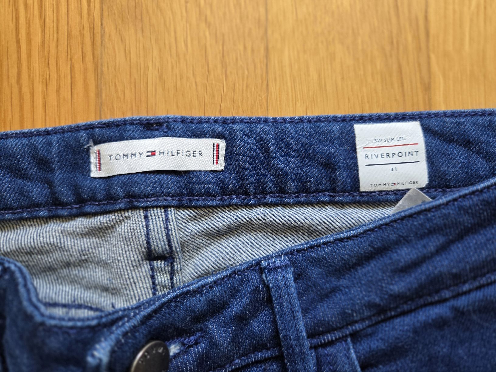 Tommy Hilfiger Jeans: Tommy Hilfiger Gr.31 neuwertig – Neu (gemäss Beschreibung) aus Stansstad von Urs-_6362 2