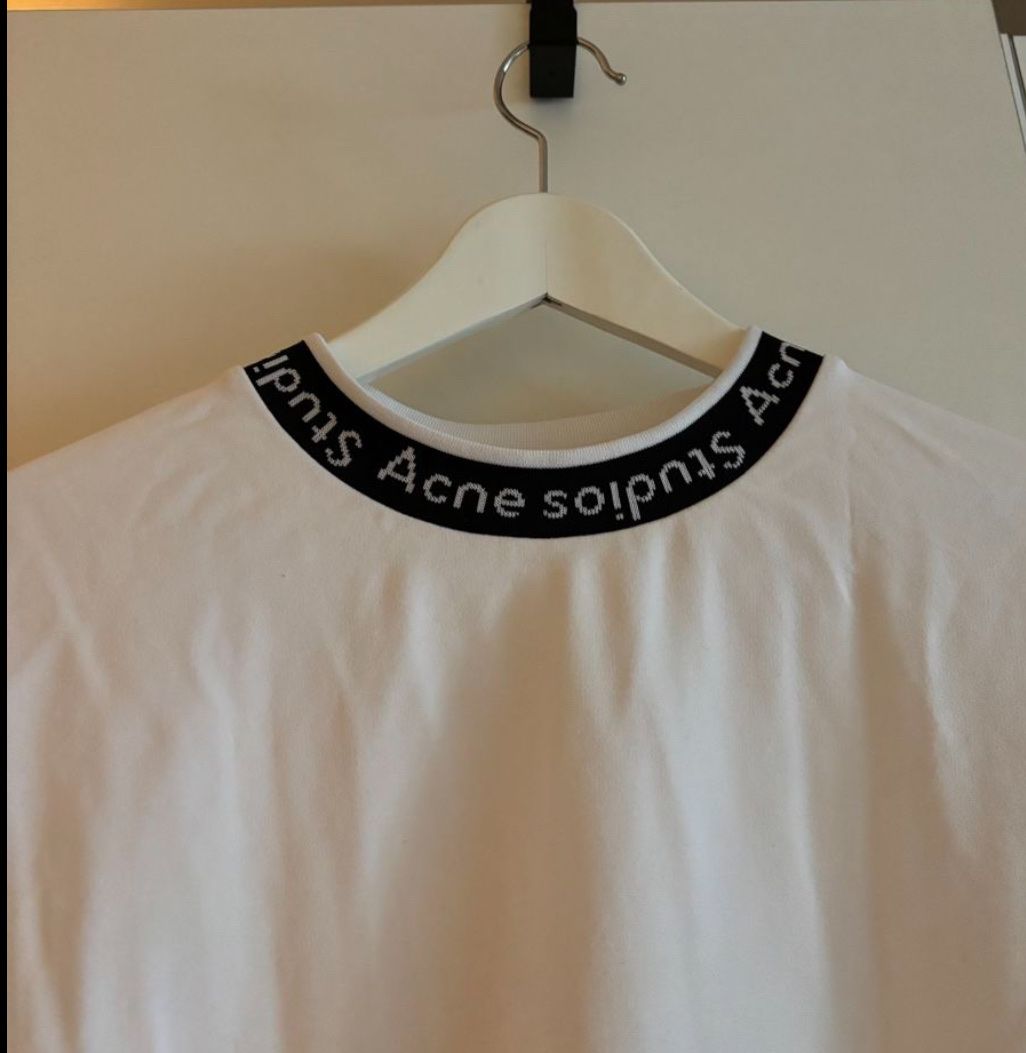 Acne Studios T-Shirts: Acne Studios TShirt (M) – Gebraucht aus Basel von Philomee