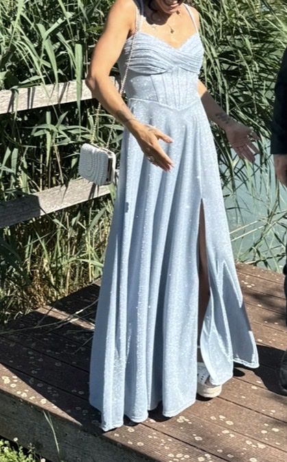 Robes: Vera Mont Abendkleid Gr.34 – D'occasion à Schaffhausen par Allisonkim 3