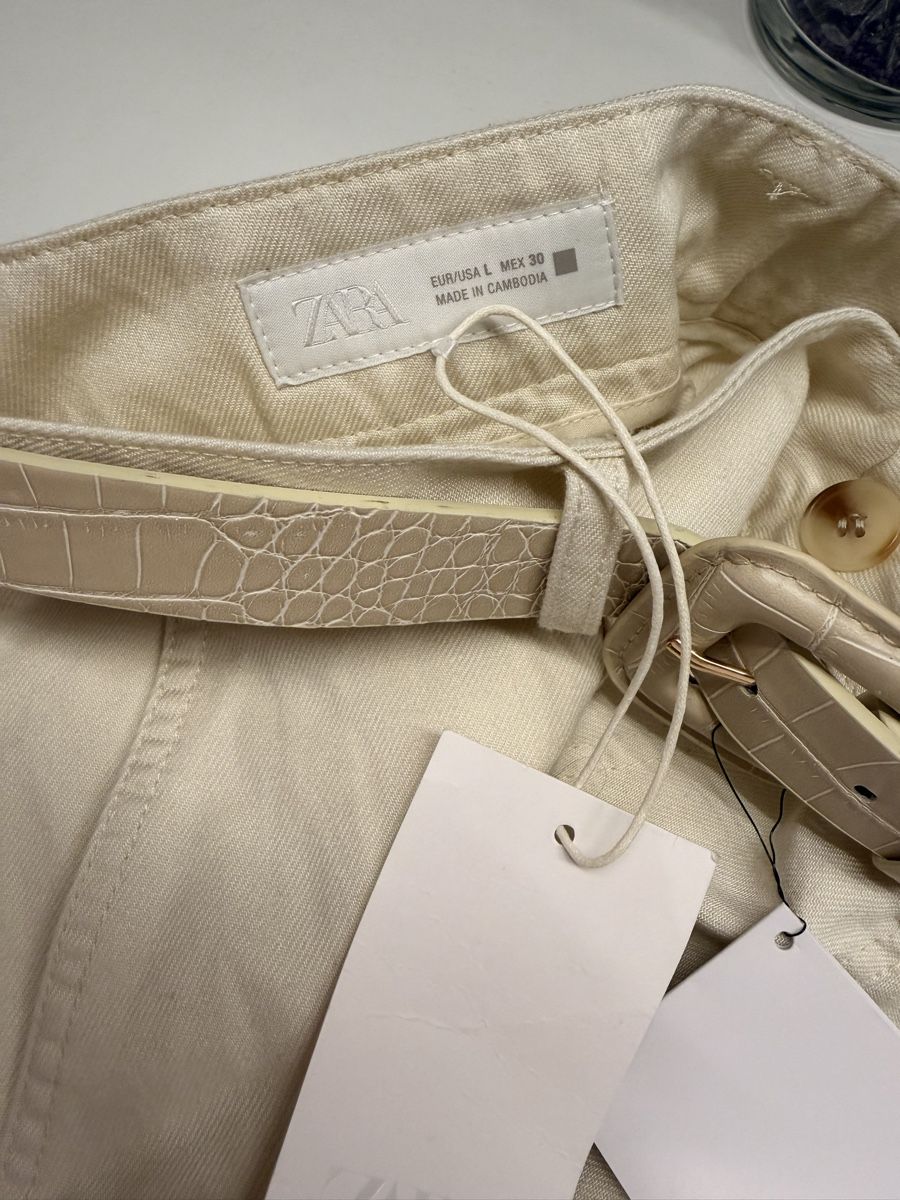 Zara Pantalons: ZARA WEITE HOSE MIT GÜRTEL – Neuf avec emballage d'origine à Winterthur par Violeta_l 1