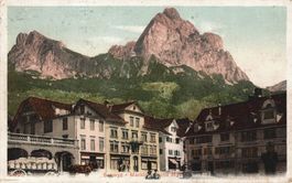 Schwyz, Marktplatz und Mythen
