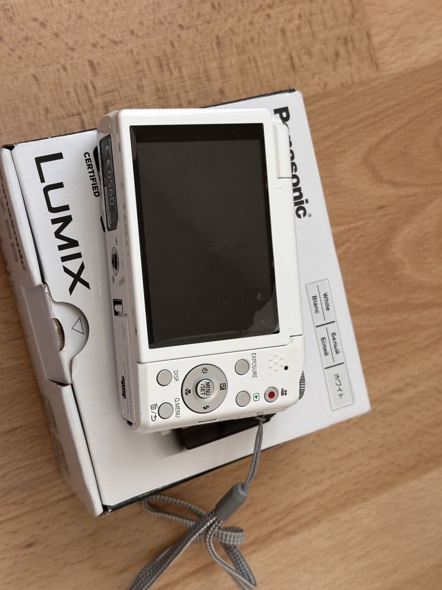 Panasonic Fotocamera: Panasonic Lumix tz56 Retro  – Usato da Wädenswil venduto da kjm_jhs8 1
