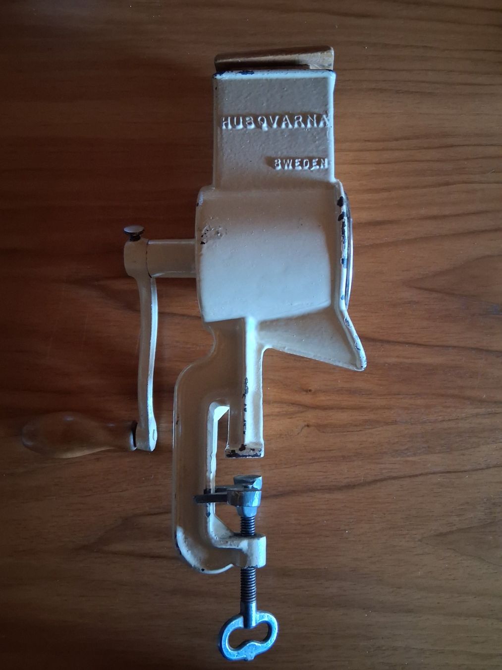 Elettrodomestici da cucina: Husqvarna Trommelraffel – Usato da Lengnau venduto da robinie02 2