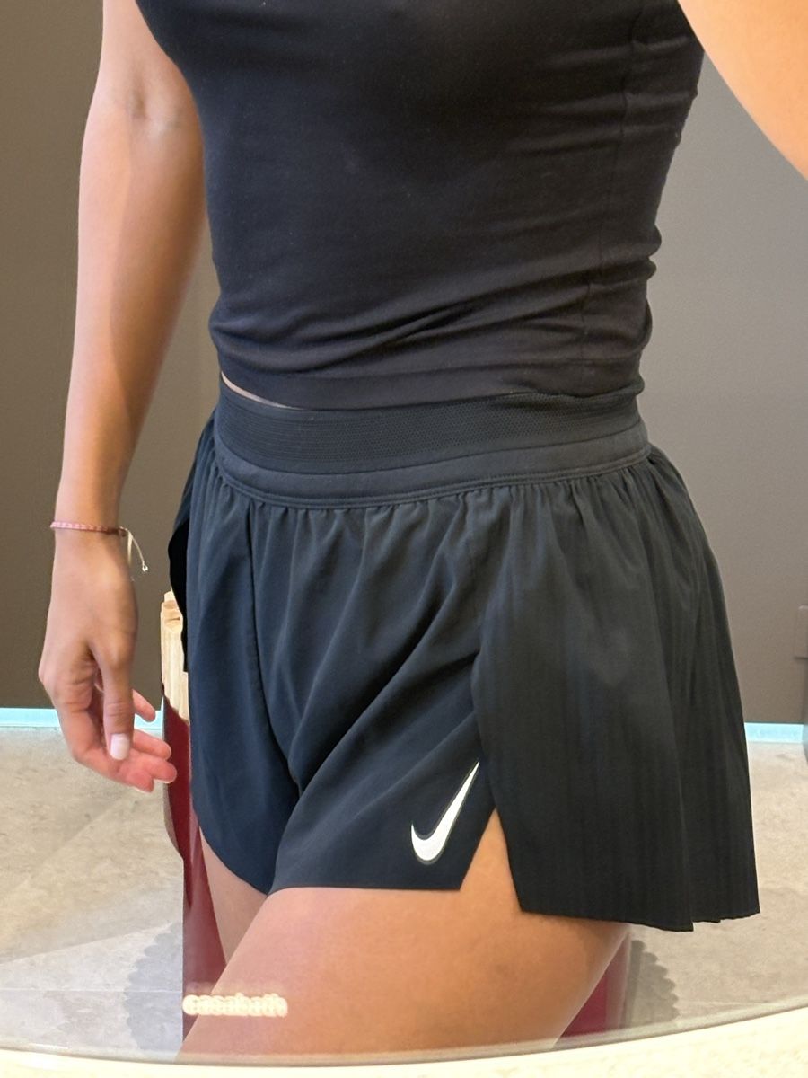 Nike Leggings: Nike black running shorts – Usato da La Conversion venduto da chi_td5v
