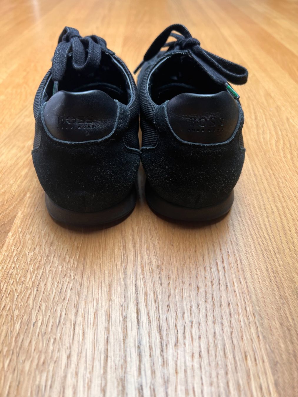 Hugo Boss Herrenschuhe: Schwarze BOSS Sneaker Gr. 41 Top Zustand – Gebraucht aus Zumikon von jensbehlau81 2