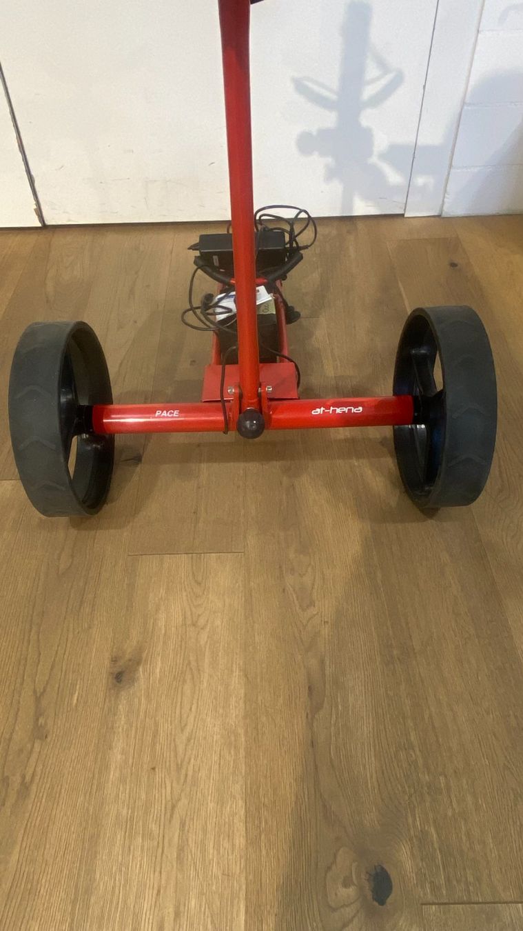At-Hena Trolleys: at-hena Elektro Golf Trolley PACE rot – Gebraucht aus Dietikon von at-hena 3
