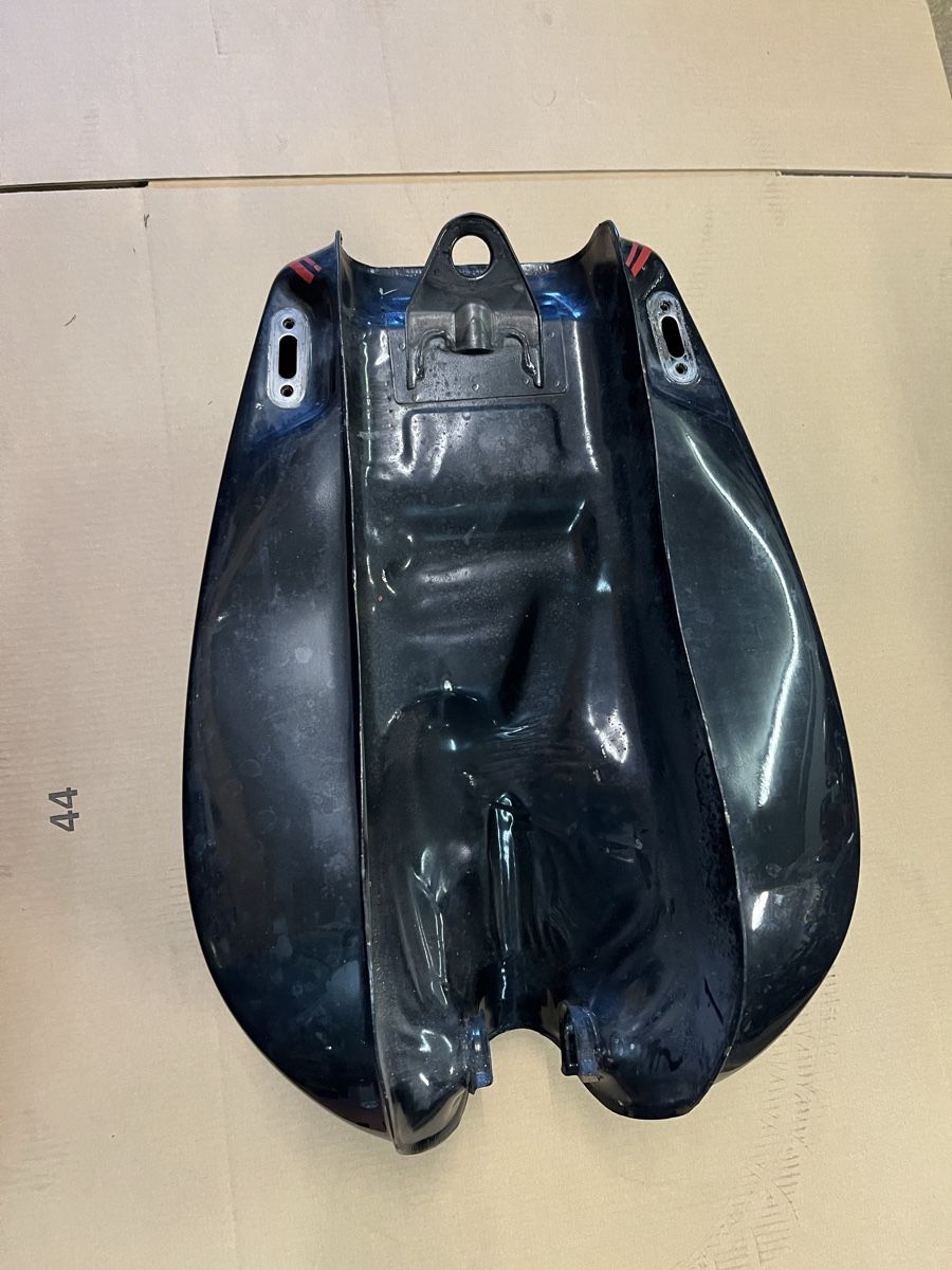 Yamaha Tutti i ricambio per moto: Benzintank Yamaha XS 750 – Usato da niederlenz venduto da Duc6 5