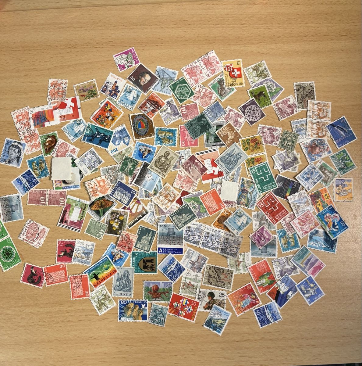 Alle Briefmarken: Schweizer Briefmarken. Etwa 155 Stück. – Gebraucht aus Uster von leone28 1
